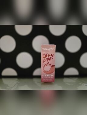 10/$25✨️Handaiyan Plumping Gloss✨️